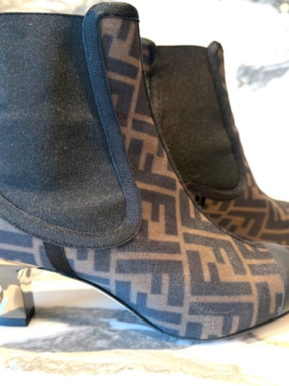Fashionable Fendi FF Logo Ankle Boots
